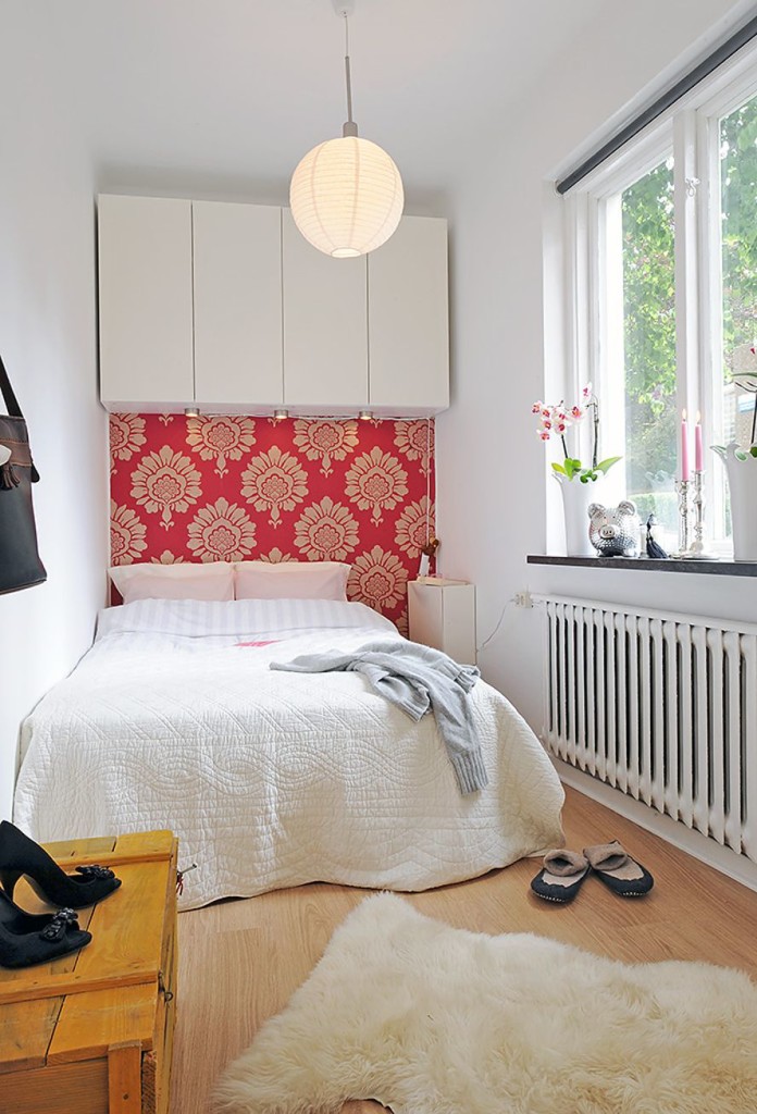 Decorating a Small Bedroom on a Budget