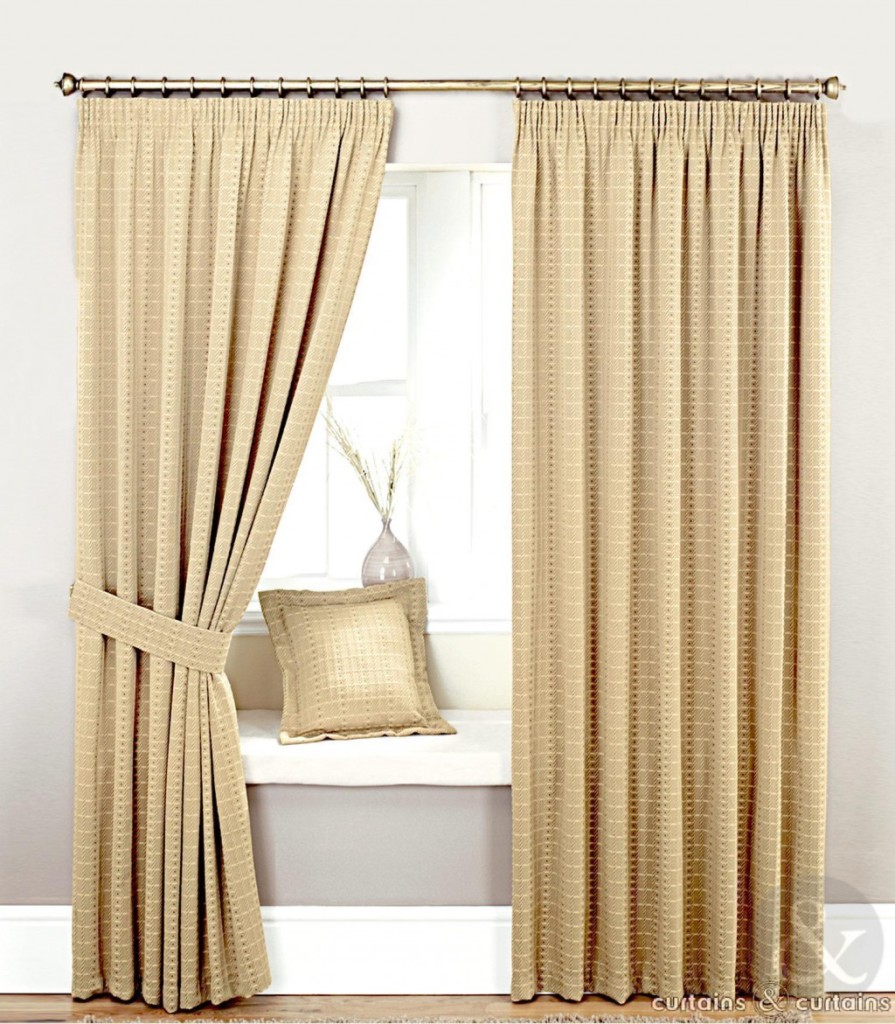 Bedroom Window Curtains and Drapes