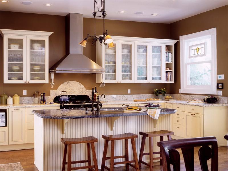 Paint Colors for Kitchens with White Cabinets