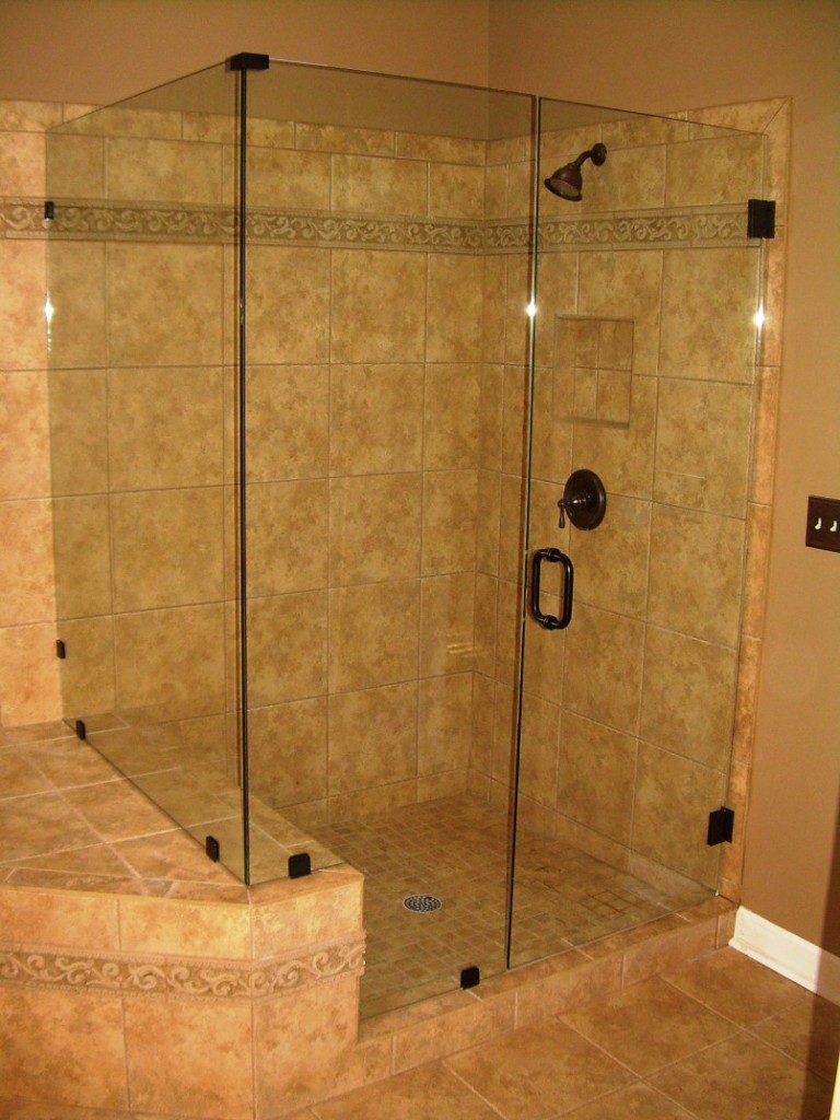 Tile Shower Ideas for Small Bathrooms