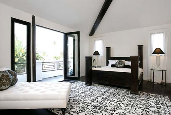 Black and White Bedroom Decorations