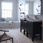 Vintage Black and White Bathroom Designs