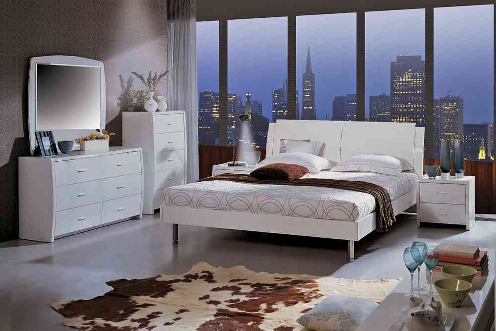 White Lacquer Bedroom Set
