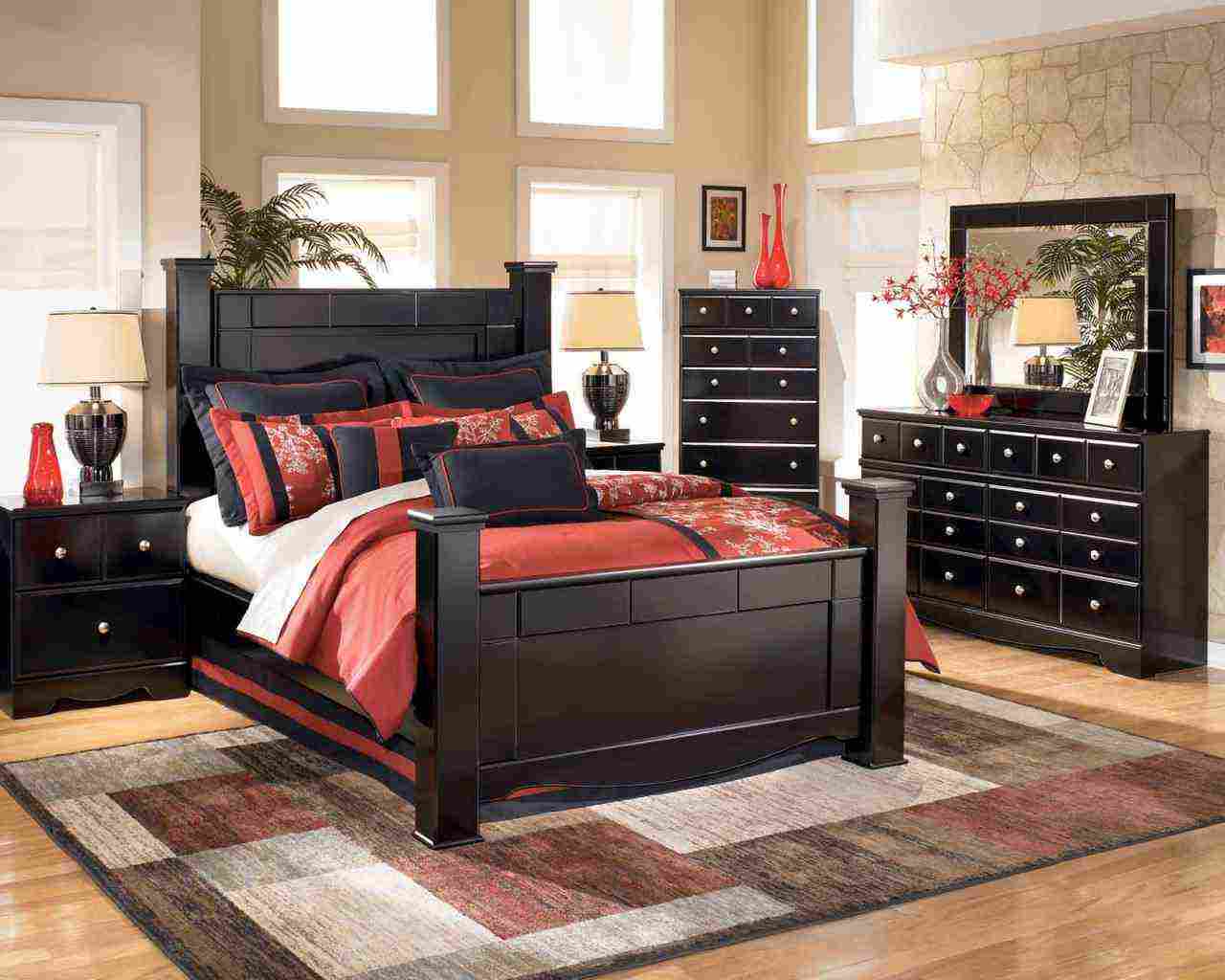 Black Wood Bedroom Furniture Decor Ideas