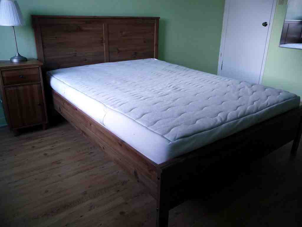 Queen Size Beds with Mattress