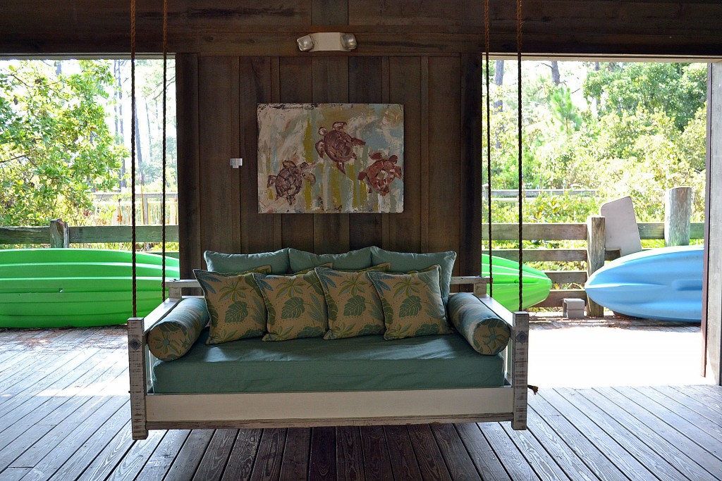 Swinging Porch Beds