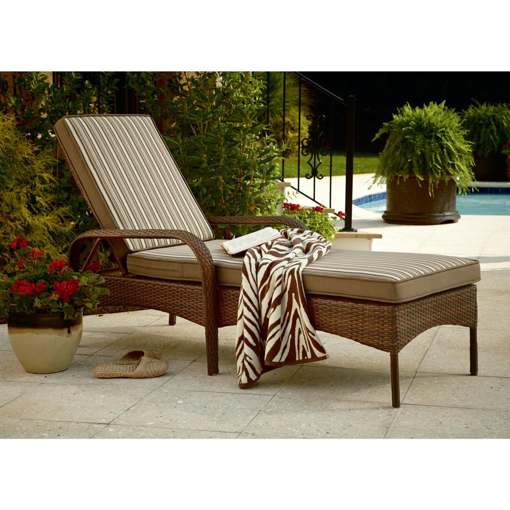 Wicker Chaise Lounge Chairs Outdoor
