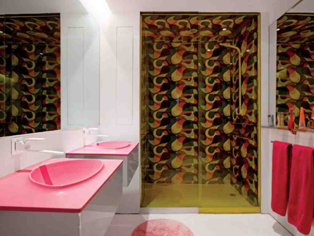Hot Pink Bathroom Decor