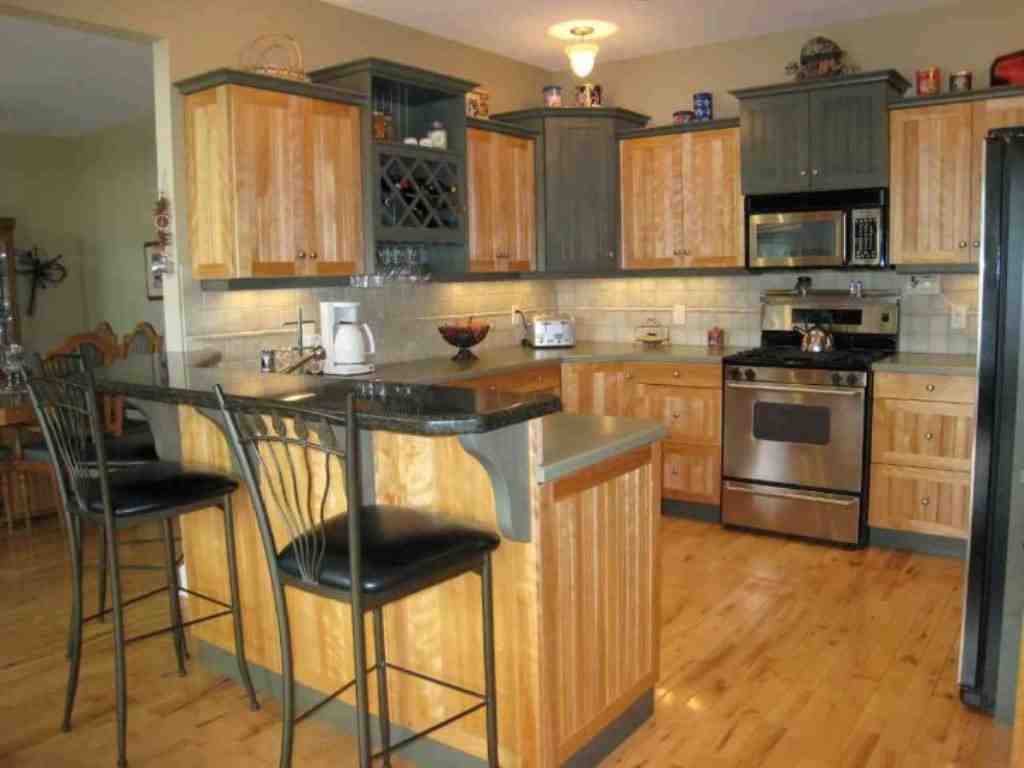 Kitchen Color Ideas with Oak Cabinets