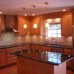 Kitchen Color Schemes with Oak Cabinets