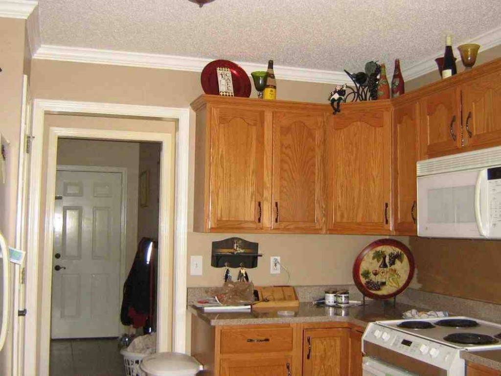 Kitchen Colors for Oak Cabinets