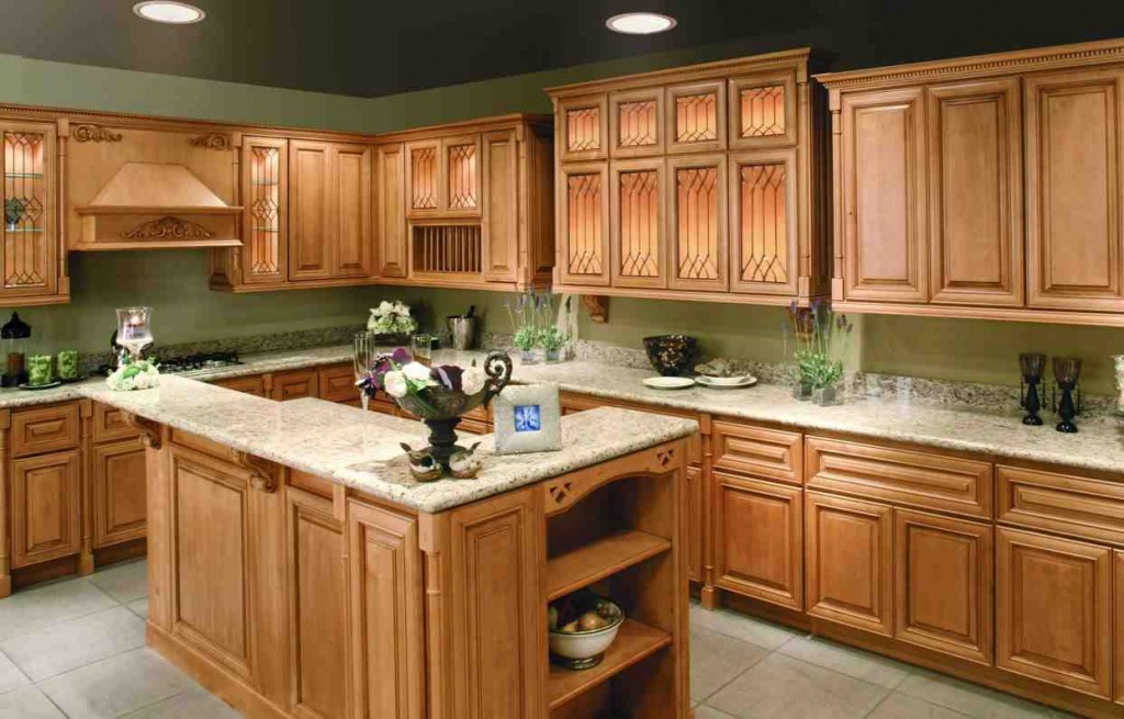 Kitchen Wall Colors with Oak Cabinets
