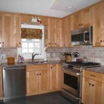 Natural Oak Kitchen Cabinets