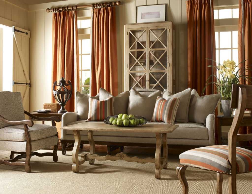 French Country Living Room Decor